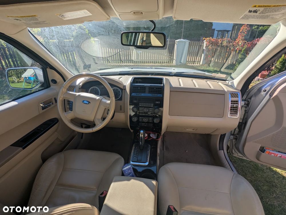 Ford Escape 3.0 XLT 4WD - 11