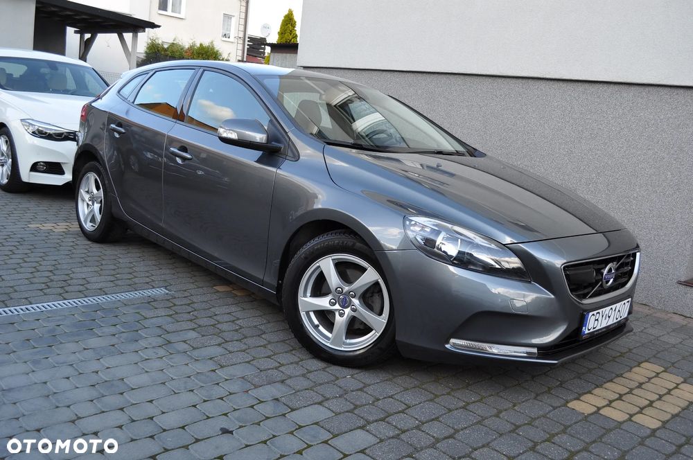 Volvo V40 D2 Momentum - 5