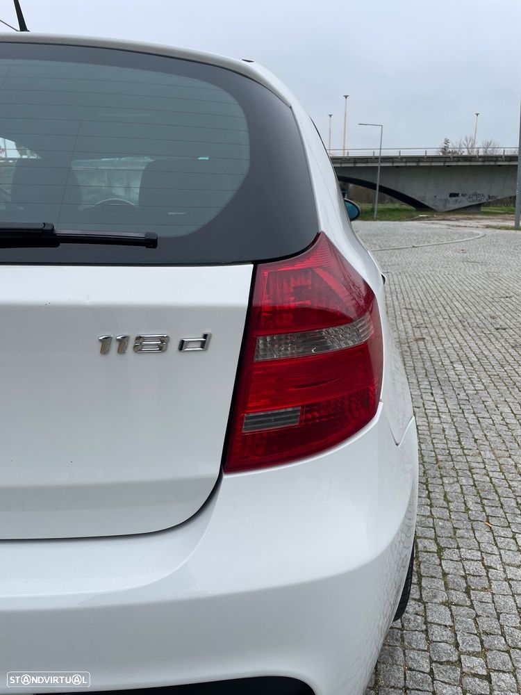 BMW 118 d DPF Edition Sport - 16