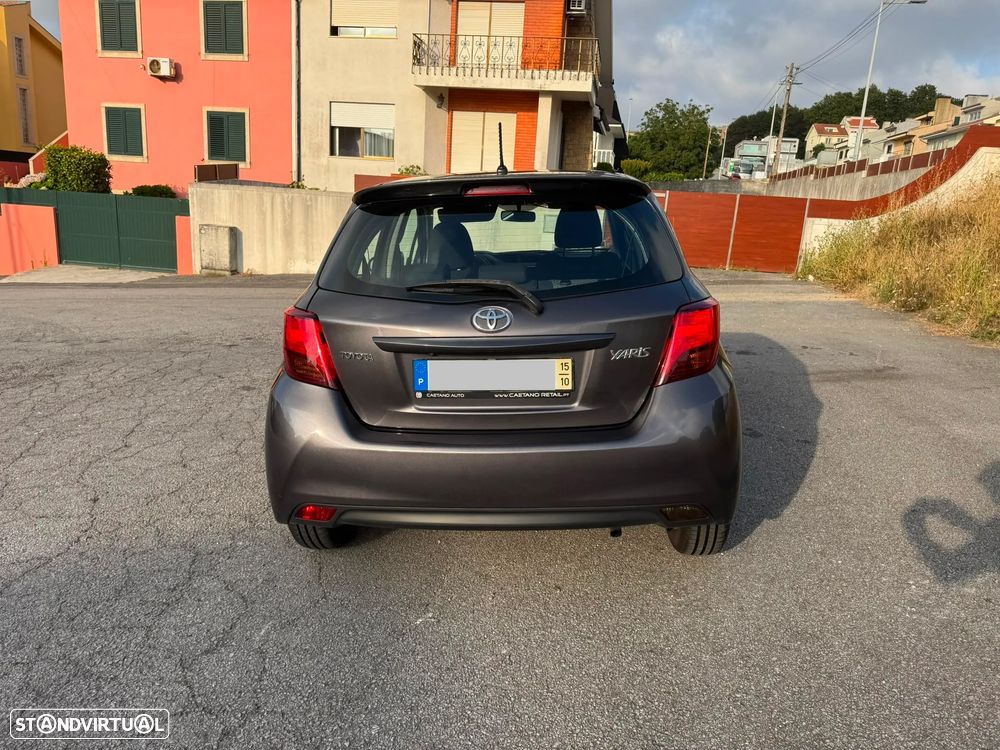 Toyota Yaris 1.0 VVT-i Comfort+P.Style - 6