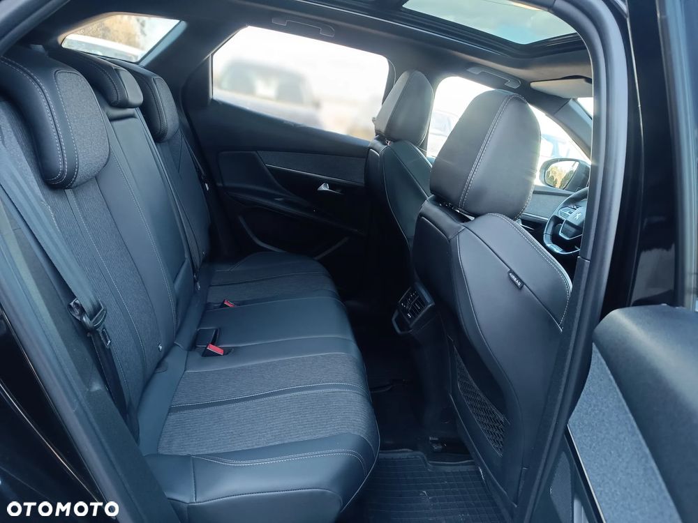 Peugeot 3008 1.6 PureTech GPF GT Line S&S EAT8 - 29