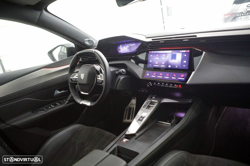 Peugeot 408 1.2 Hybrid GT e-DCS6 - 28