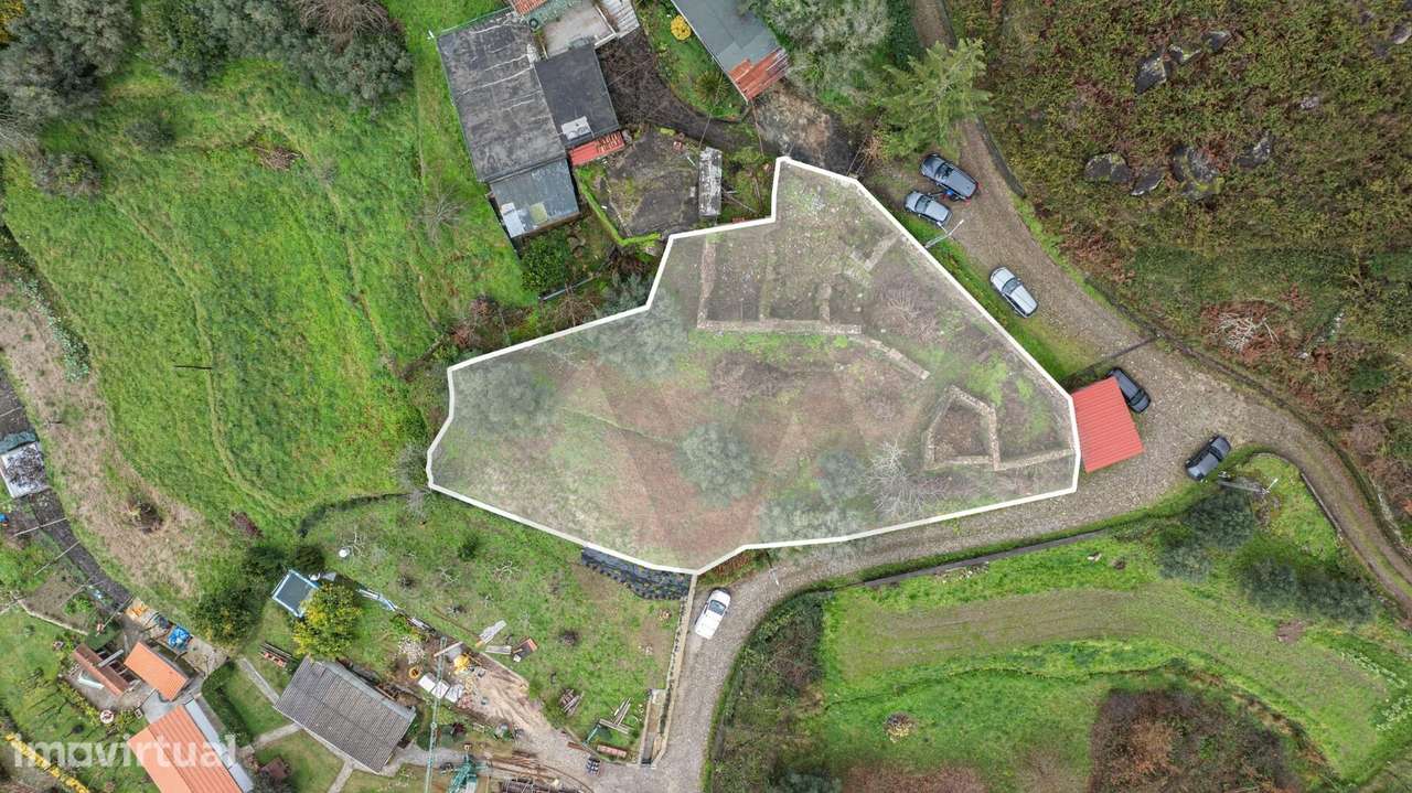 Terreno com Ruínas em Pedra (1840) para Construção – Rio Âncora | Mont - Grande imagem: 2/35