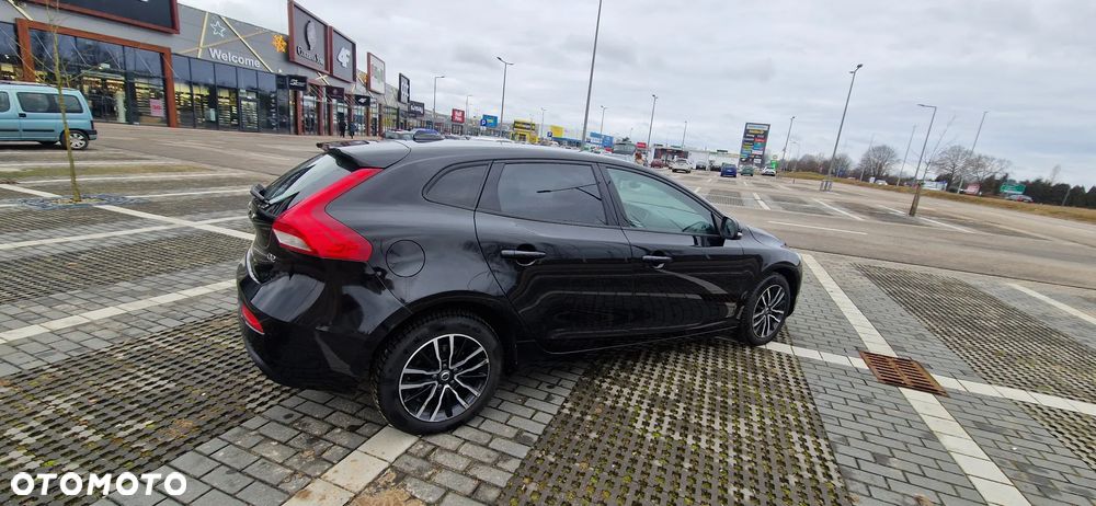 Volvo V40 D2 Momentum - 7
