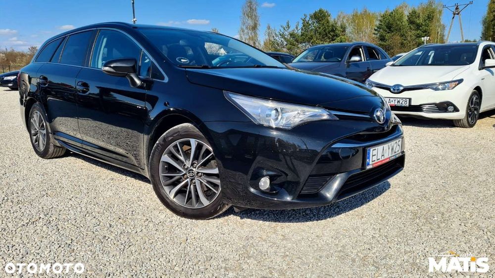 Toyota Avensis - 39
