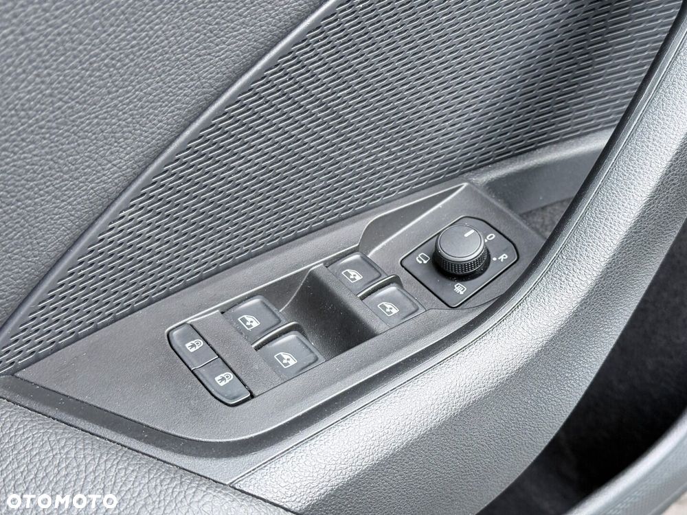 Skoda Octavia 1.5 TSI mHEV Selection DSG - 28