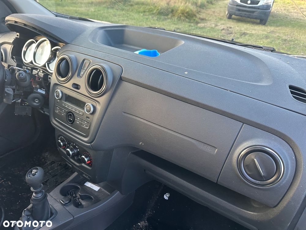 Dacia Lodgy dCi 110 Stepway - 12
