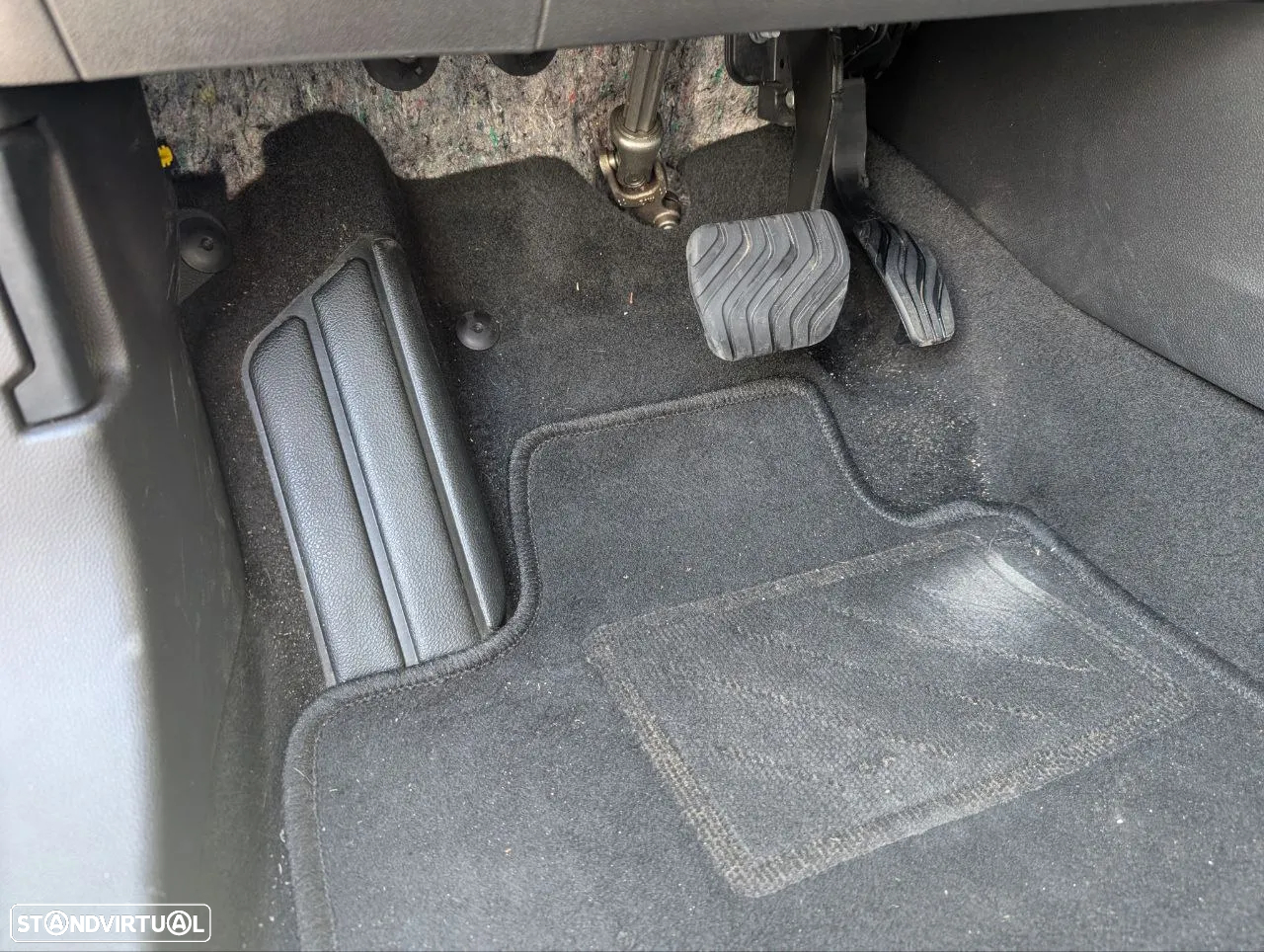 Renault Clio 1.6 E-Tech Full Hybrid Techno - 15