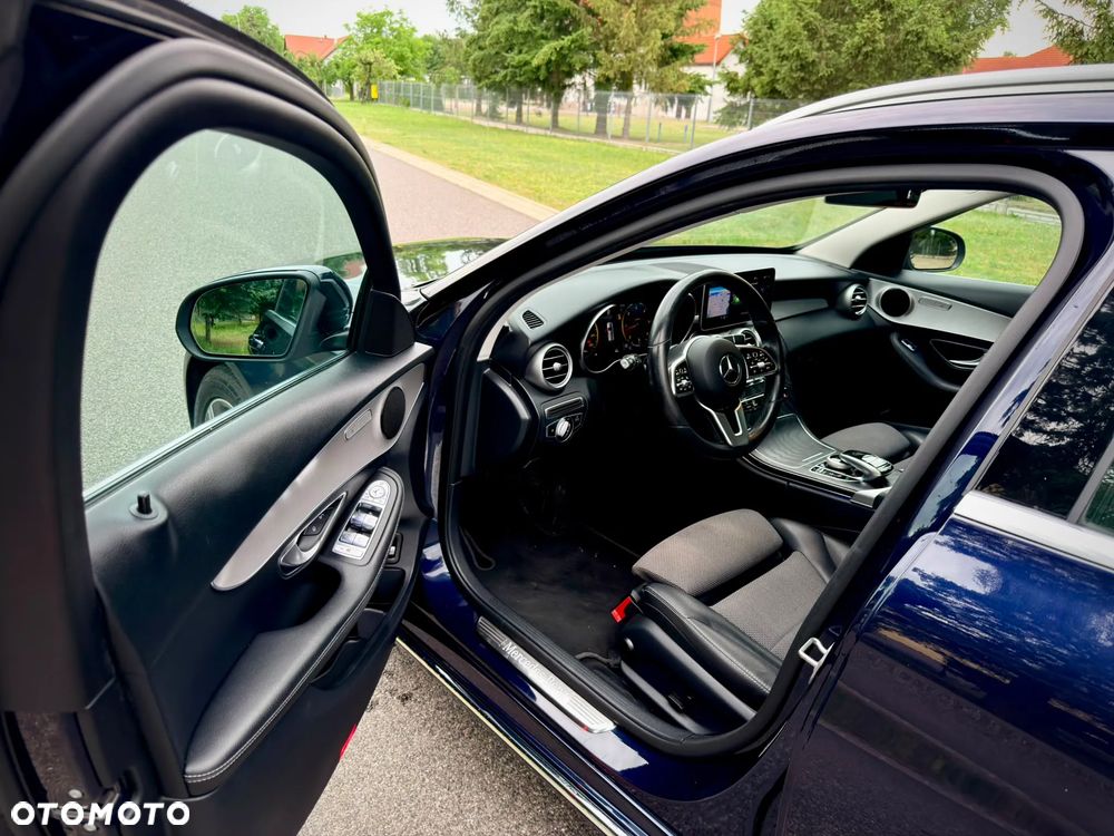Mercedes-Benz Klasa C 180 d 9G-TRONIC - 14