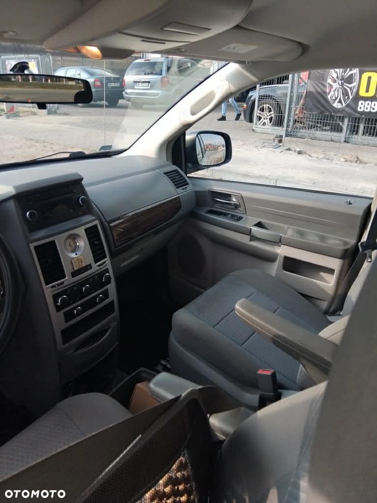 Chrysler Town & Country 3.8 Touring - 8