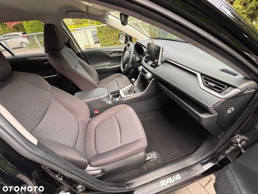 Toyota RAV4 2.0 Comfort 4x2 - 13