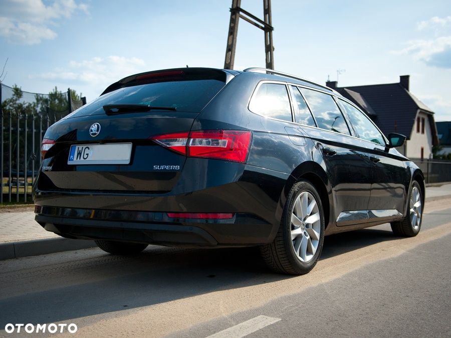 Skoda Superb 1.6 TDI Ambition - 3