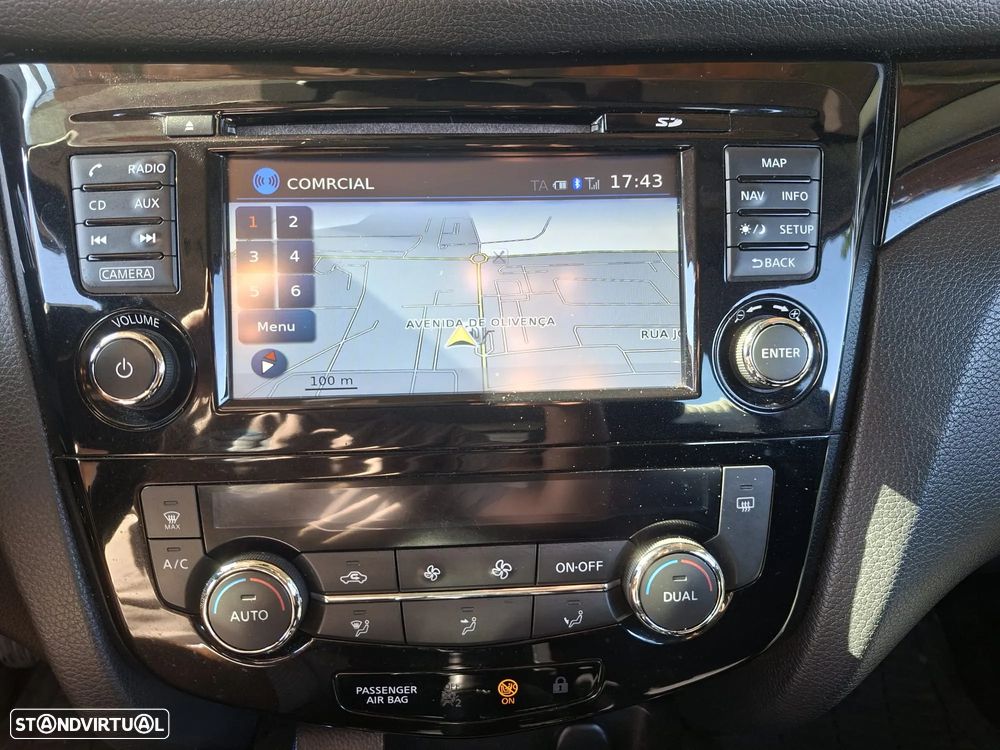 Nissan Qashqai 1.5 dCi Acenta Connect - 25