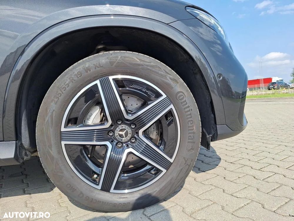 Mercedes-Benz GLC 300 e 4MATIC - 16