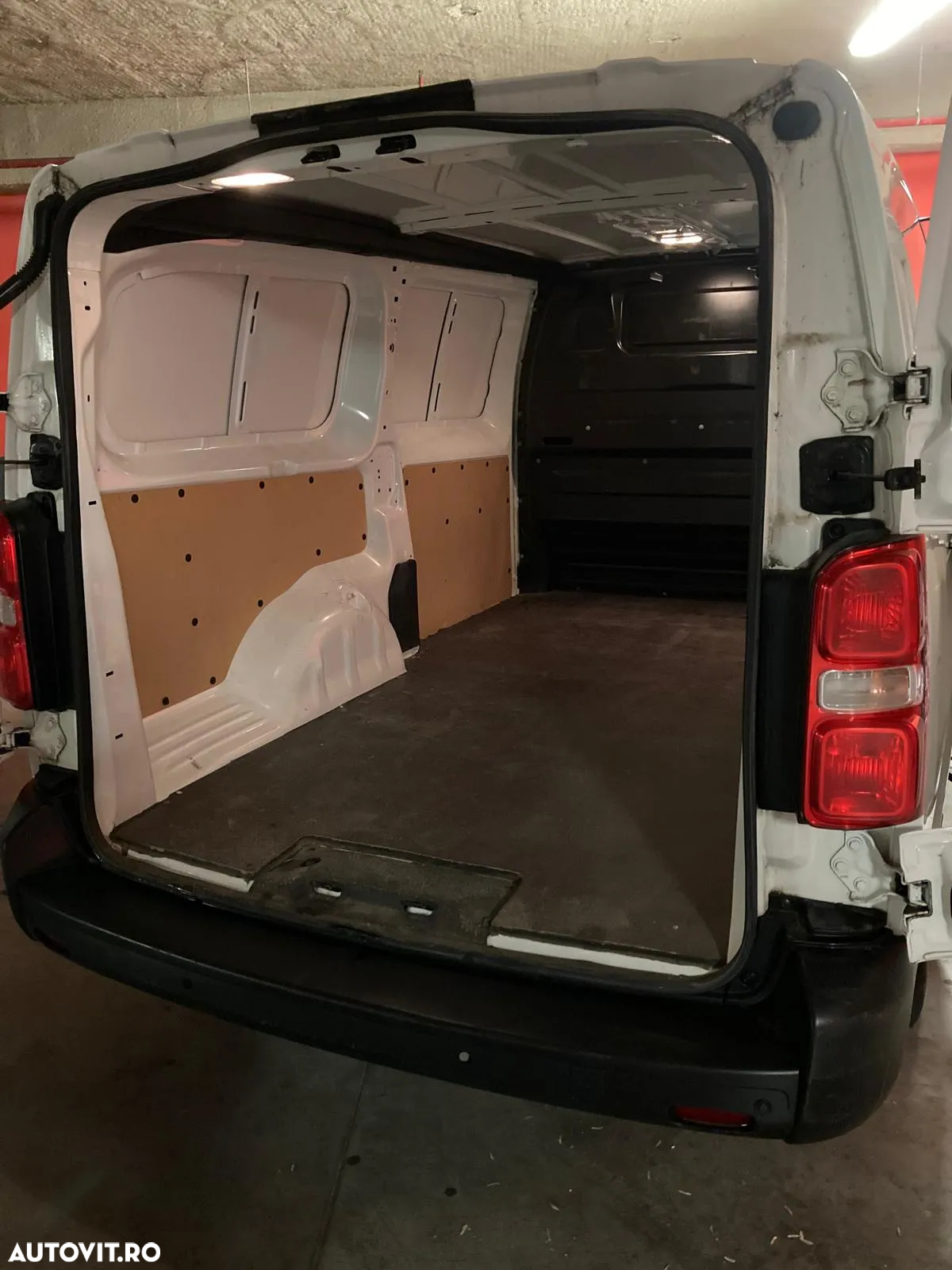 Toyota Proace Verso 1.5 D-4D 102CP 8+1 Base Compact - 15