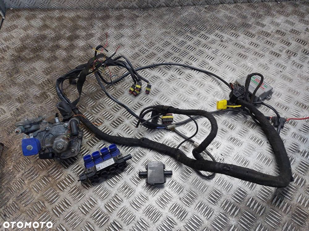 INSTALACJA GAZOWA LPG STAG-4 ECO STAG PS-02 PLUS OMVL TOMASETTO AT09 - 1