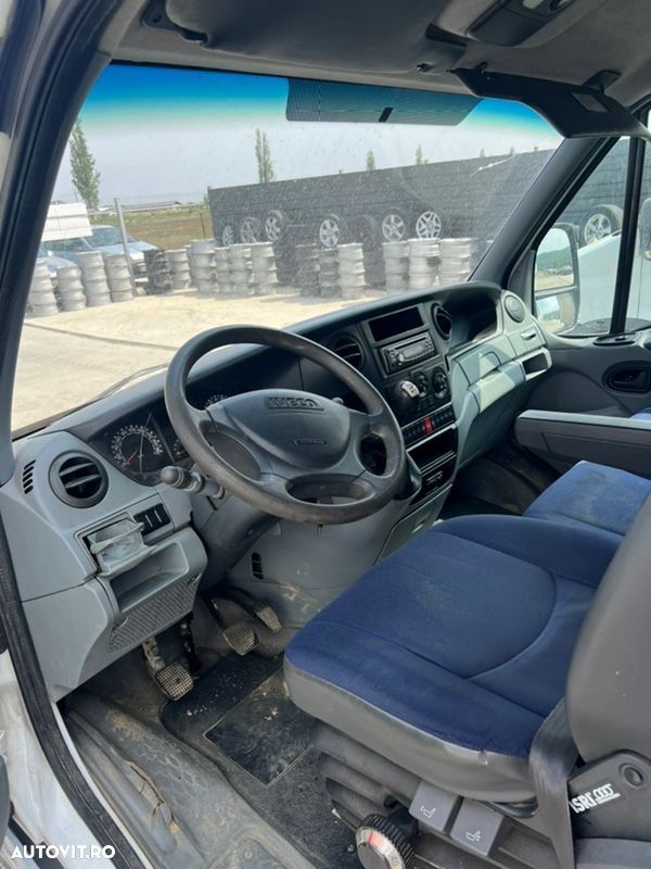 DEZMEMBREZ Piese Auto IVECO Daily Motor 2.3 Diesel Euro 4 Cutie de viteze Manuala 5 + 1 Trepte Punte Cardan Volan Stanga Plansa de Bord USA culisanta Spate - 9