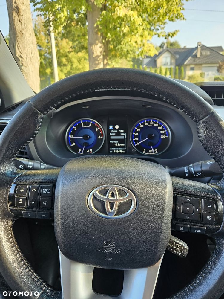 Toyota Hilux - 9