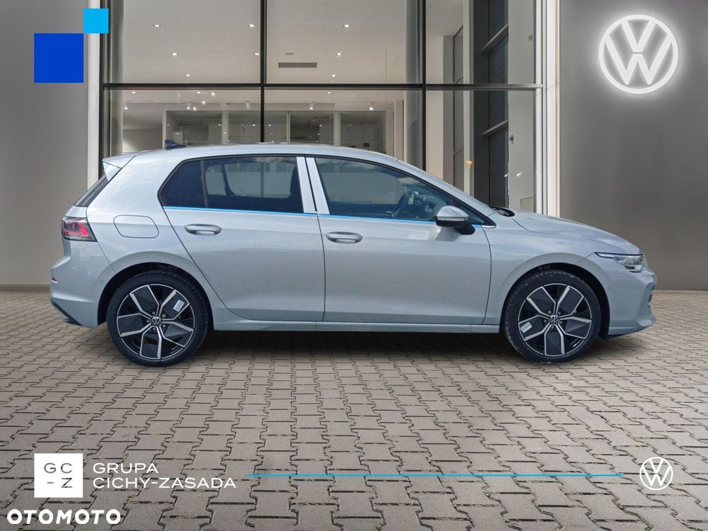 Volkswagen Golf - 6
