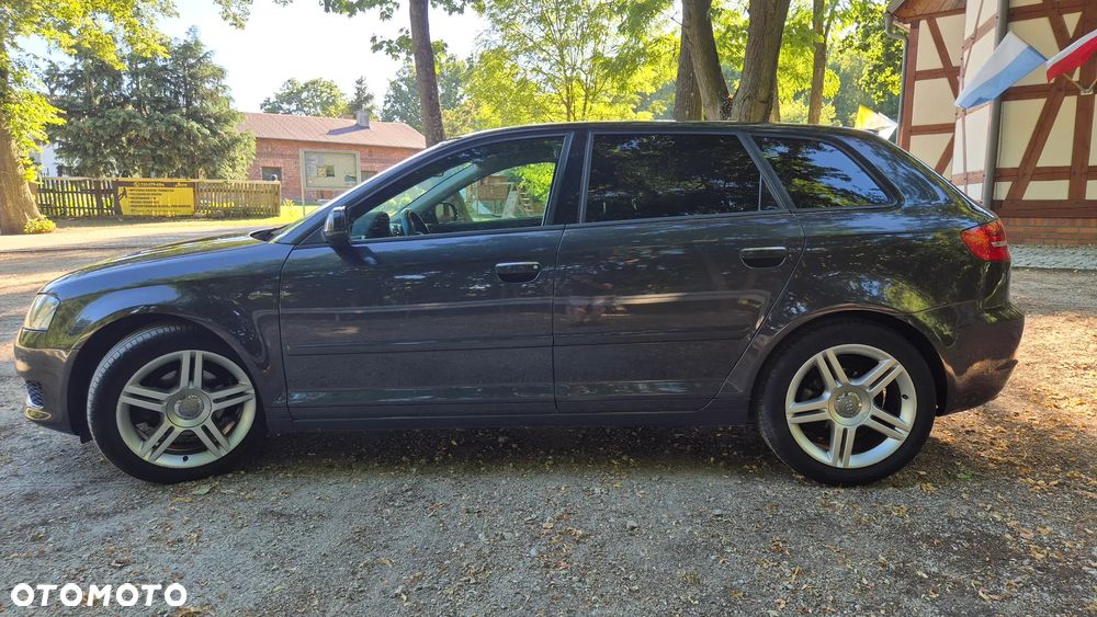 Audi A3 Sportback - 8