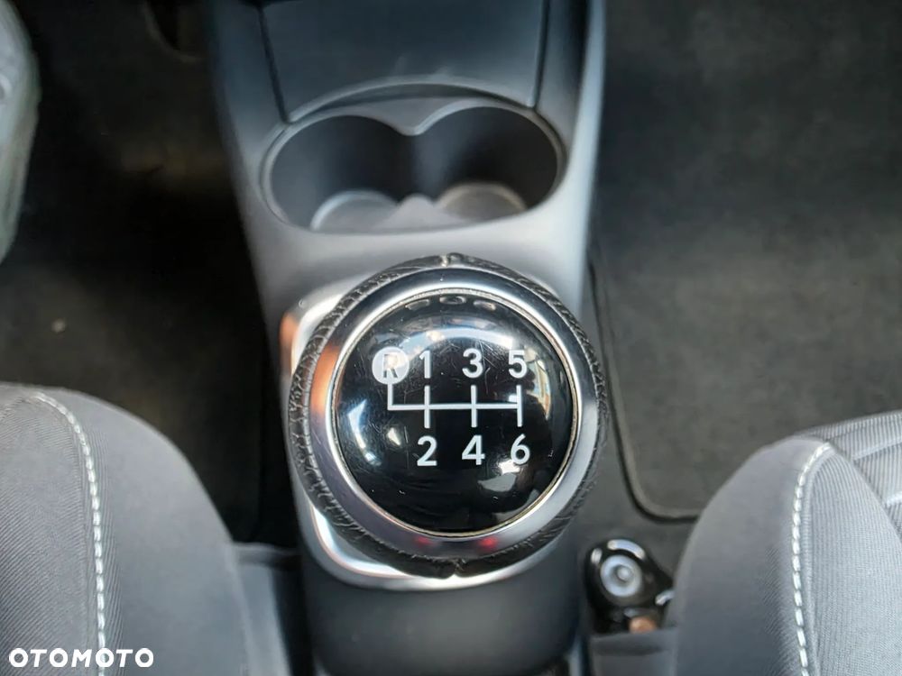 Toyota Yaris 1.5 Active - 31