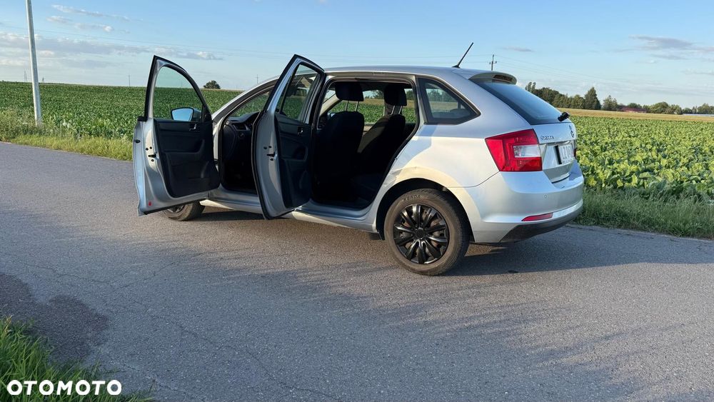 Skoda RAPID 1.2 TSI Active - 6