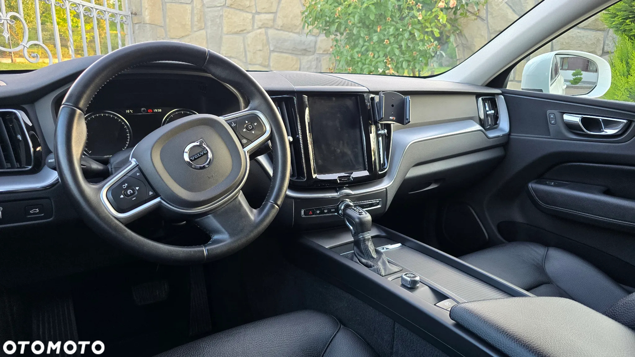 Volvo XC 60 T5 AWD Momentum - 13