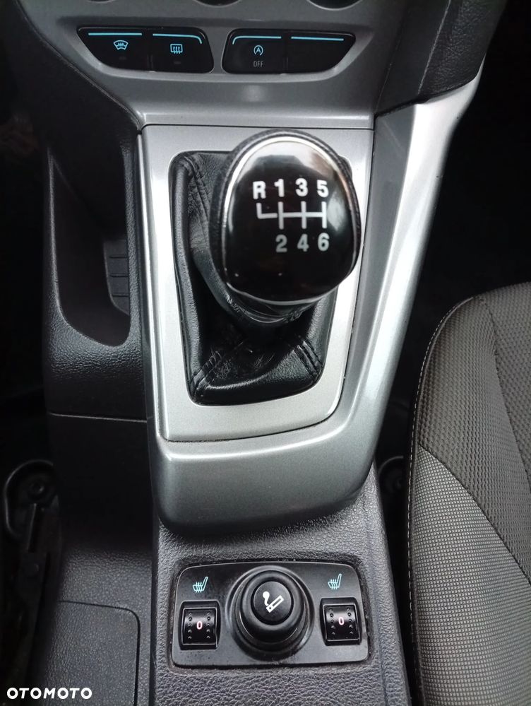 Ford Focus 1.6 TDCi DPF Start-Stopp-System Champions Edition - 6