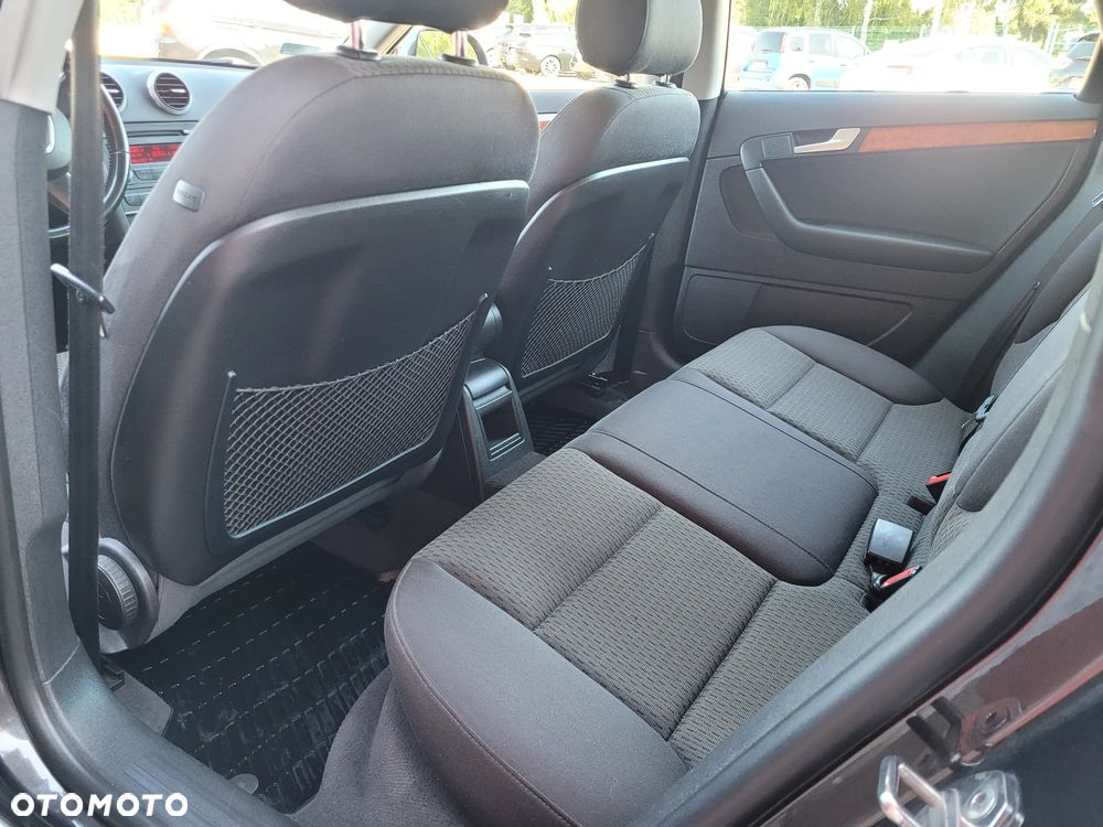 Audi A3 Sportback 1.6 TDI DPF Ambition - 13