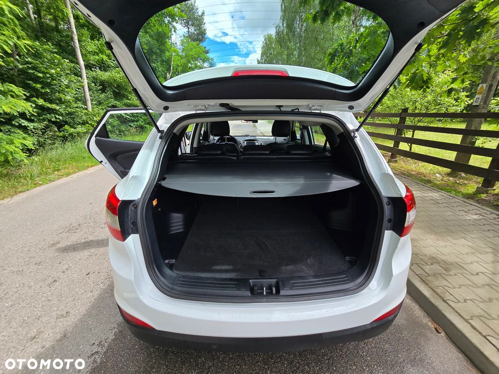 Hyundai ix35 1.7 CRDi 2WD Fifa World Cup Edition - 27
