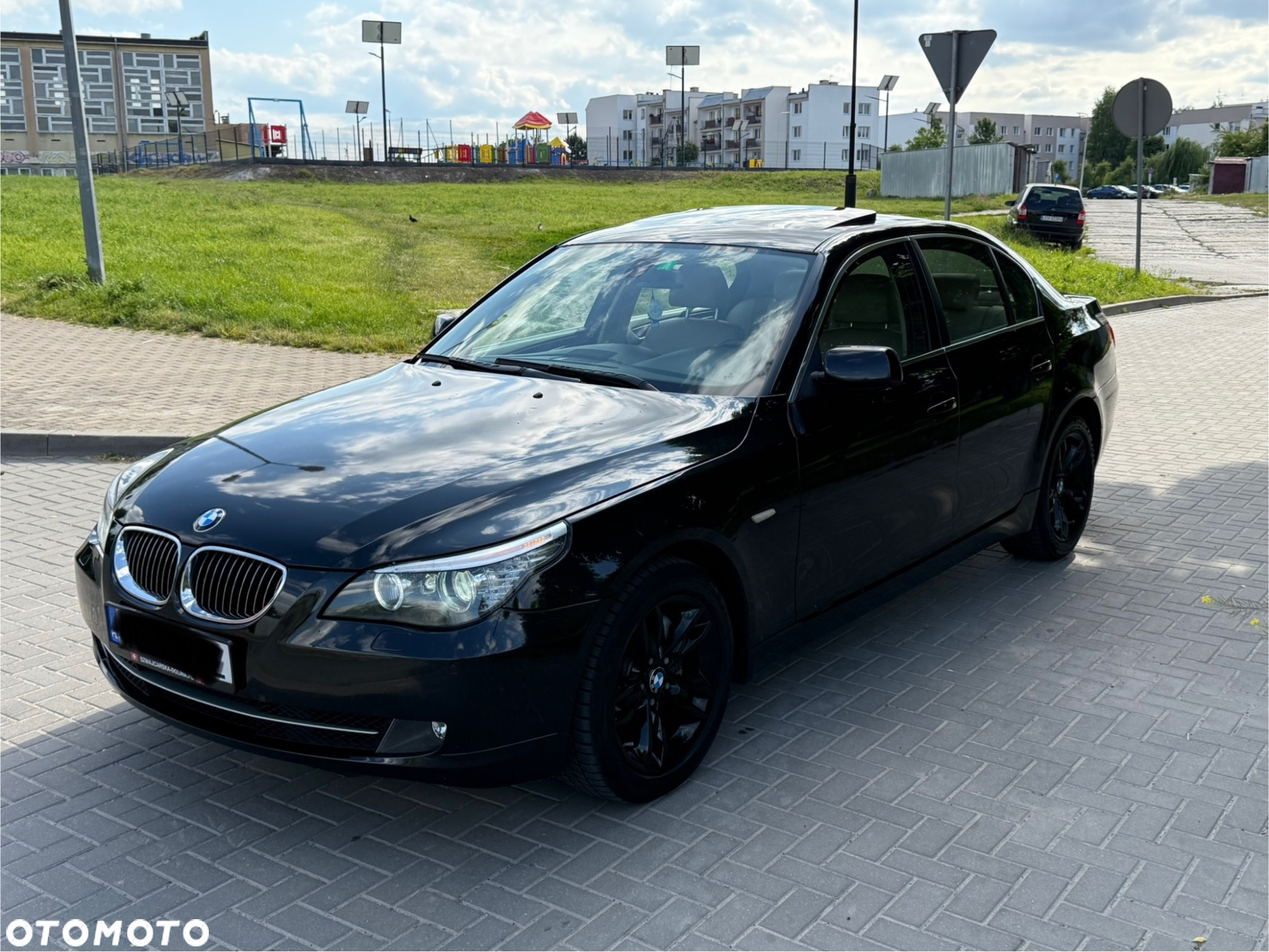 BMW Seria 5 525i xDrive Edition Exclusive - 2
