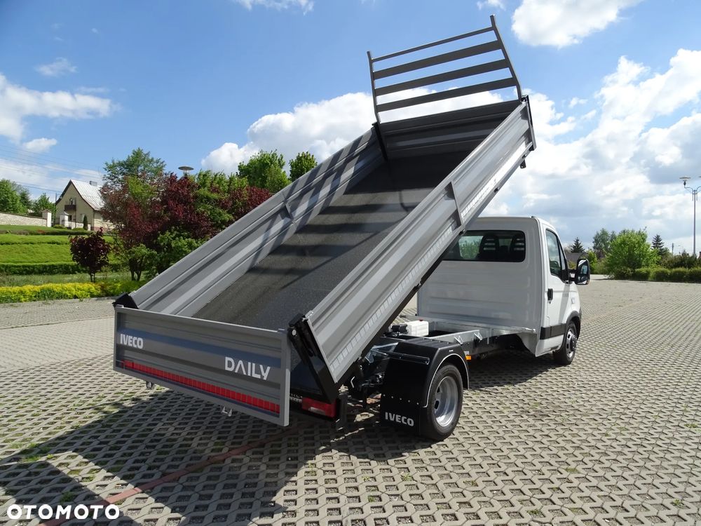 Iveco DAILY - 7