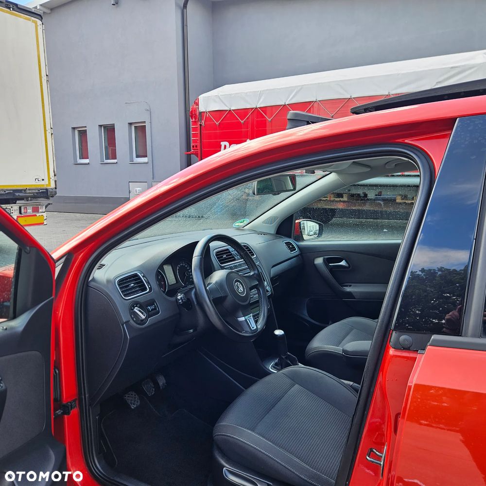 Volkswagen Polo 1.4 Team - 12