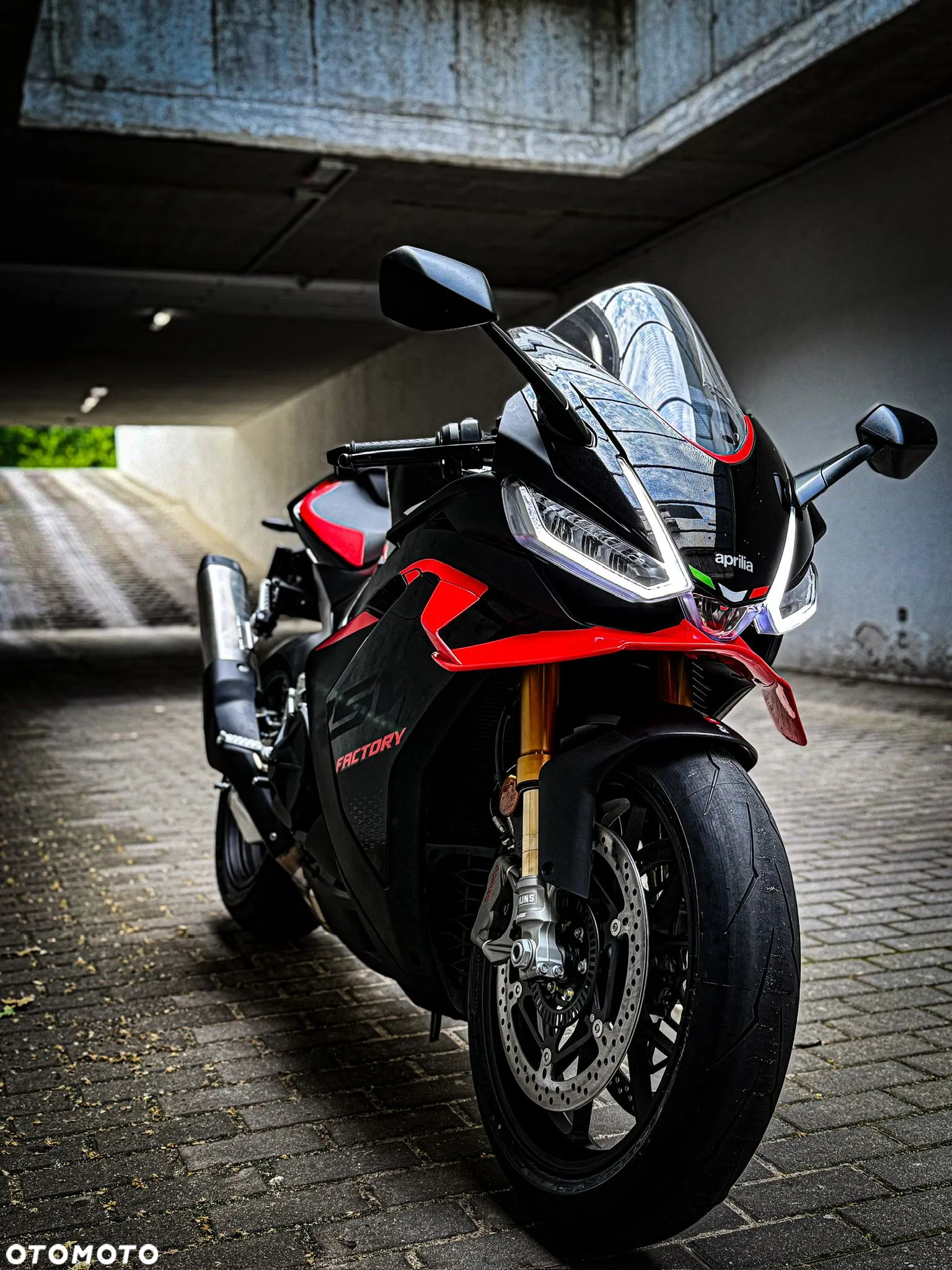 Aprilia RSV - 11