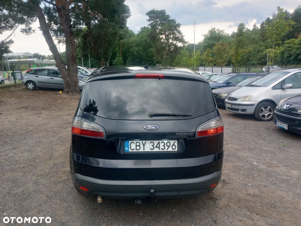Ford S-Max - 7