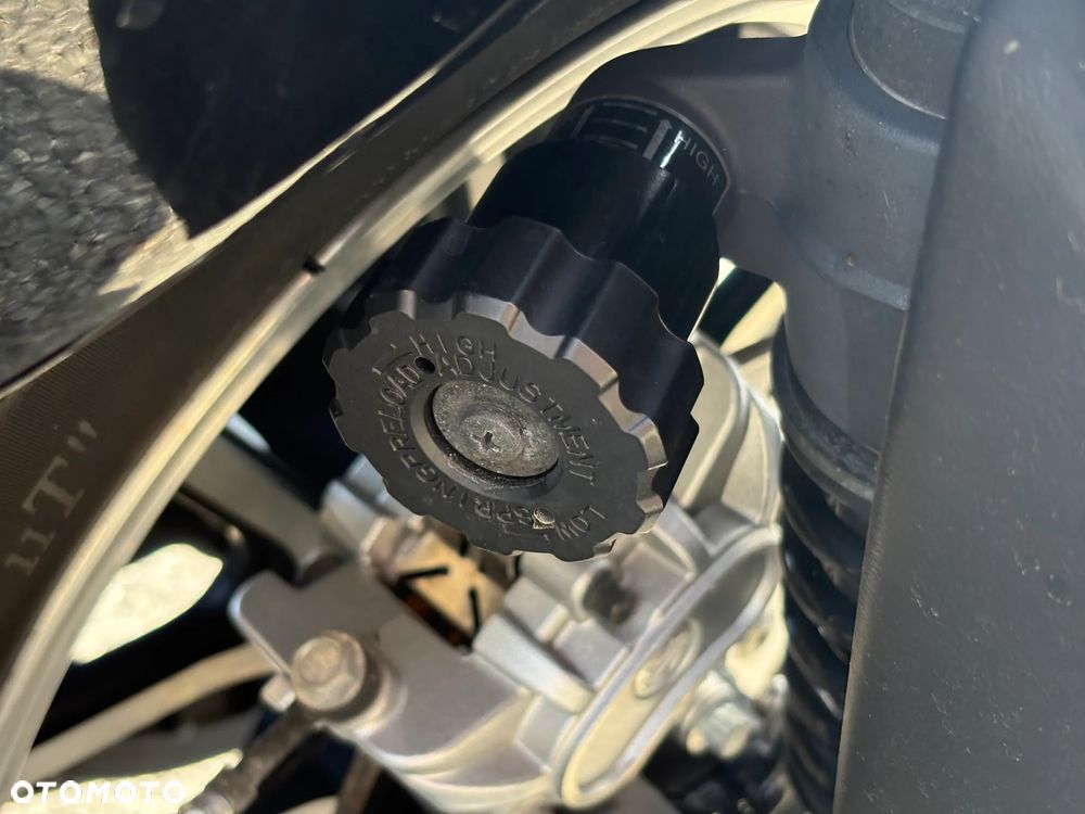 Harley-Davidson Sportster Superlow - 13