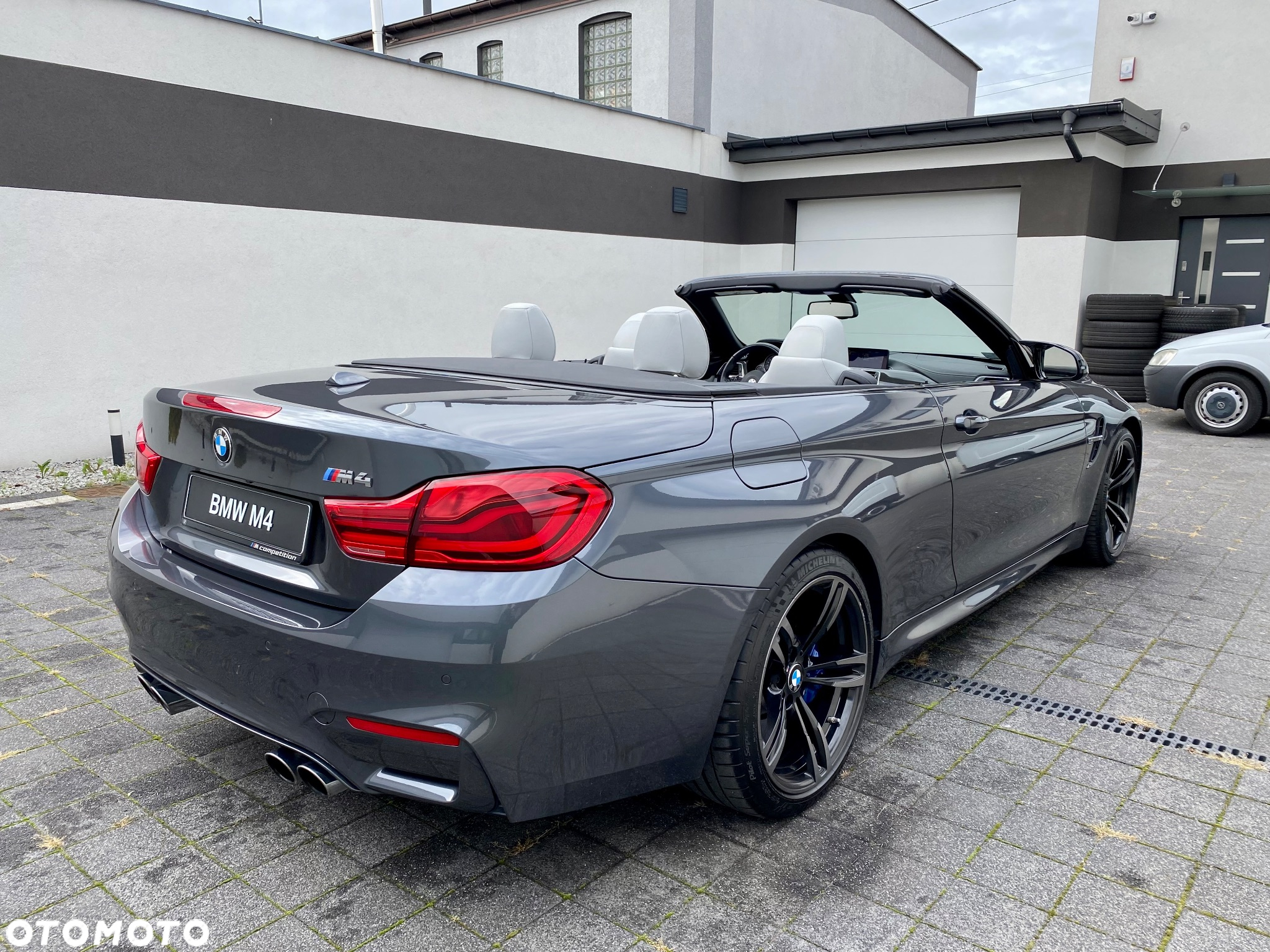 BMW M4 Cabrio DKG - 9