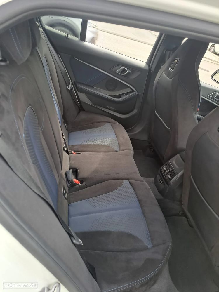 BMW 116 d Pack Desportivo M - 25