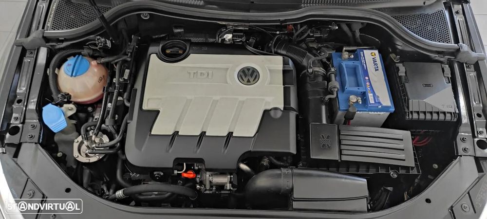 VW Passat CC 2.0 TDi Exclusive - 45