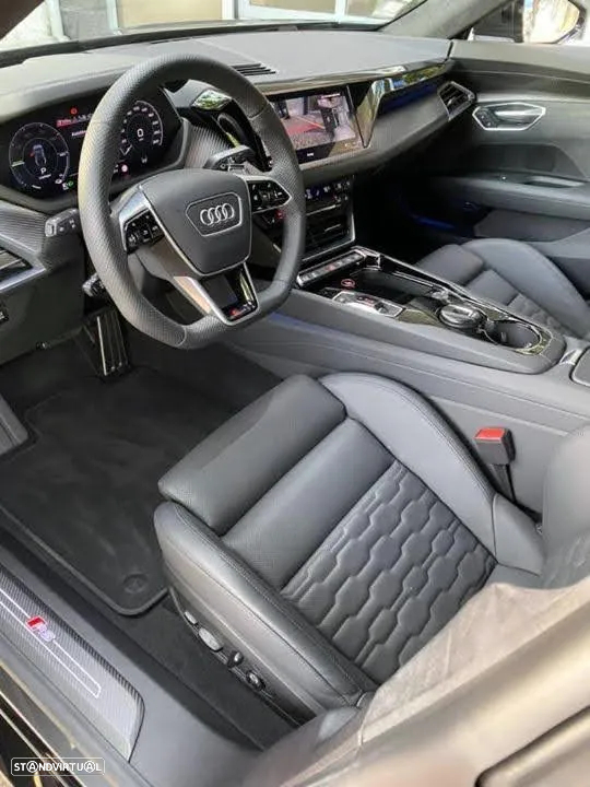Audi RS e-tron GT quattro - 17
