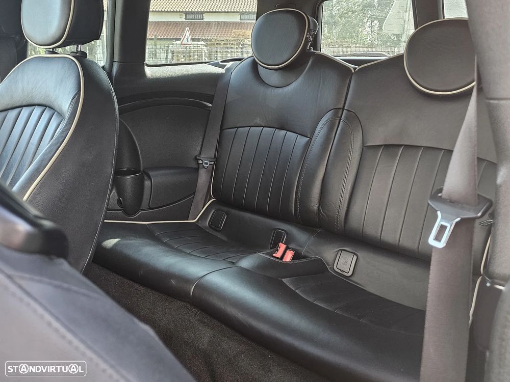 MINI Clubman Cooper D - 4