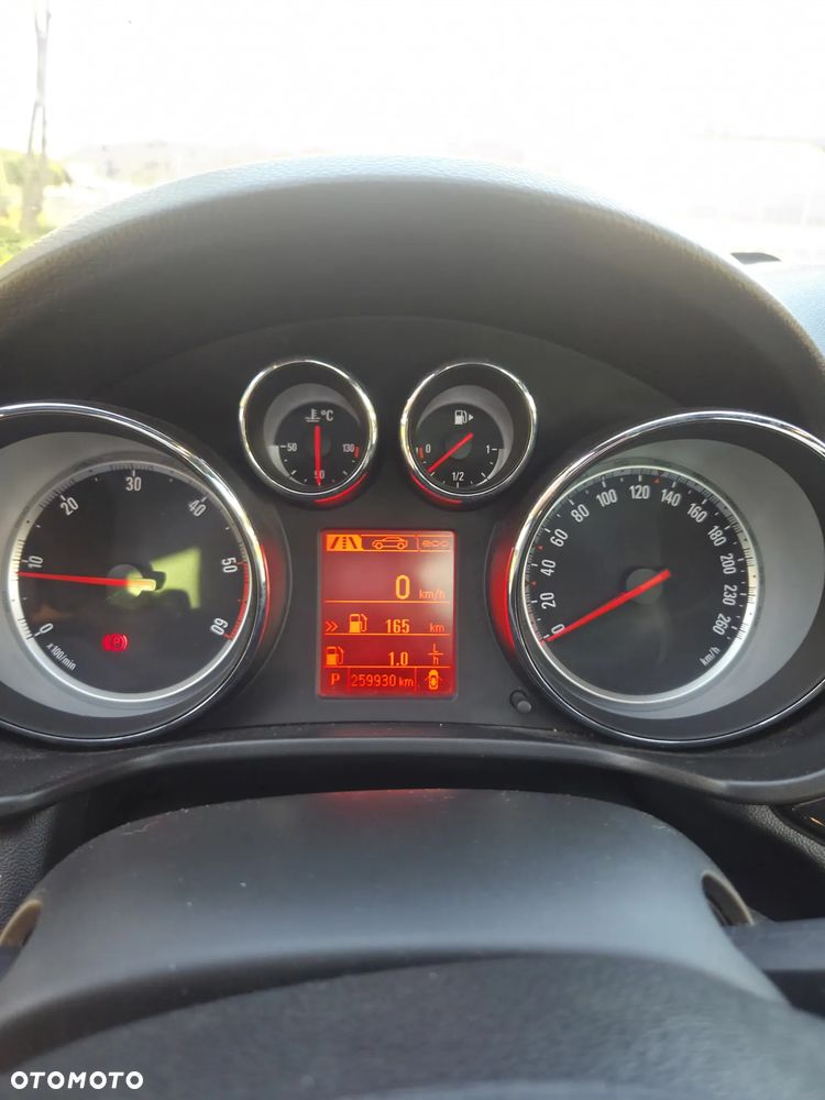 Opel Insignia - 23