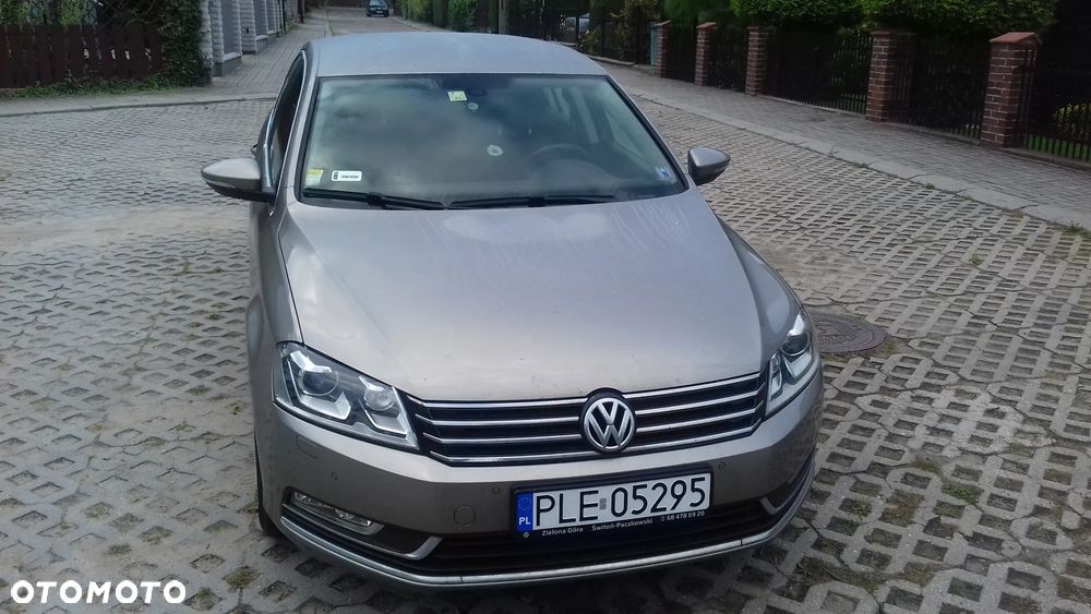 Volkswagen Passat 2.0 TDI Comfortline - 4