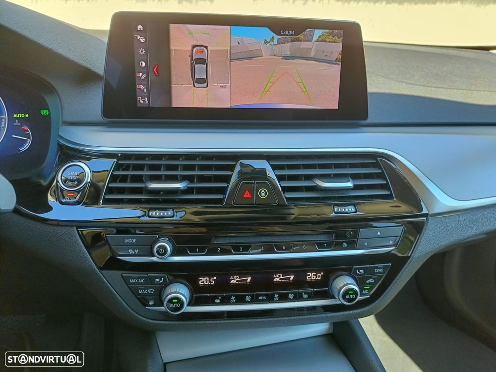 BMW 530 d xDrive Line Luxury Auto - 8
