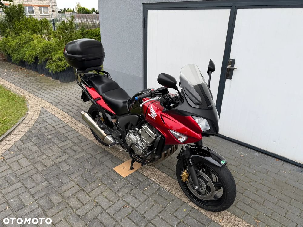 Honda CBF - 24