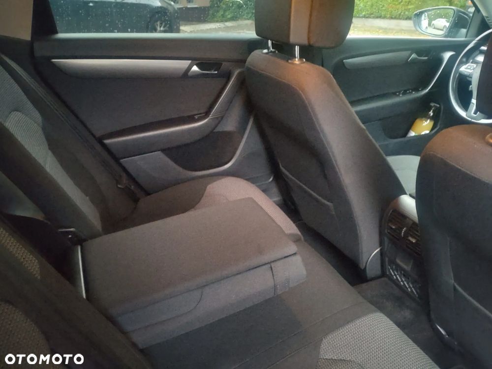 Volkswagen Passat 2.0 TSI Comfortline - 7
