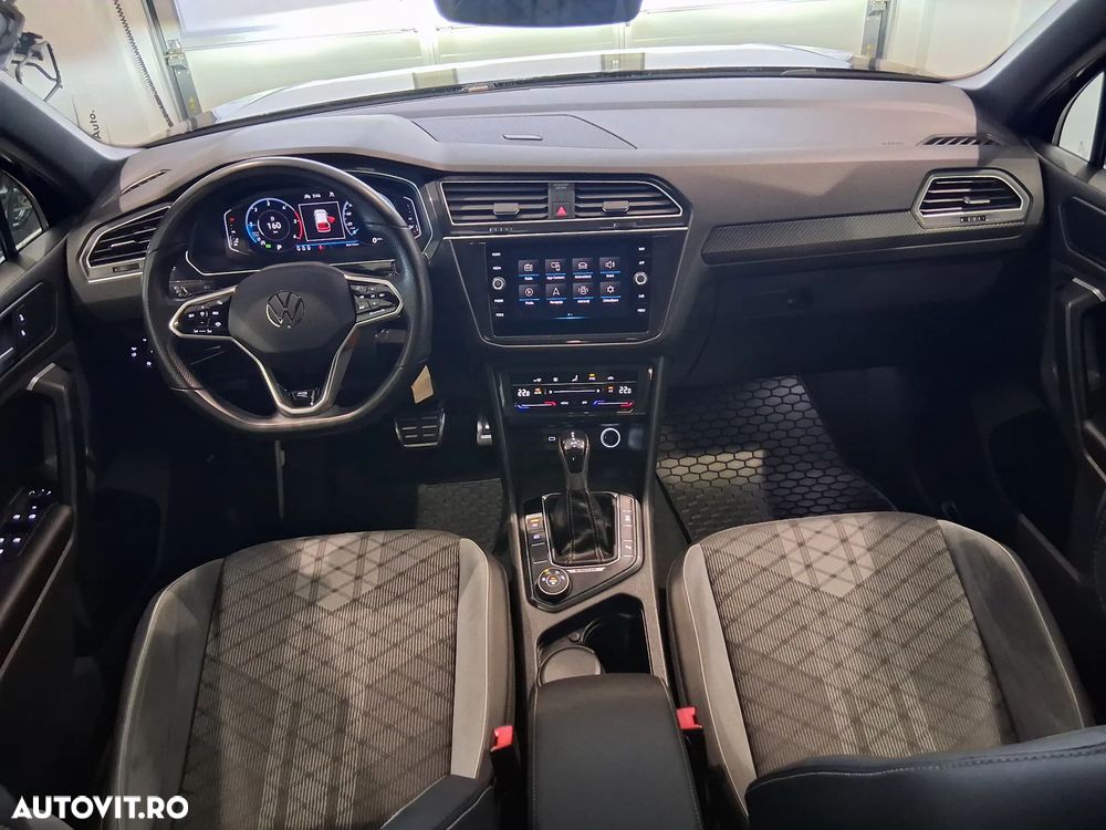 Volkswagen Tiguan 2.0 TDI SCR DSG 4Motion R-Line - 35