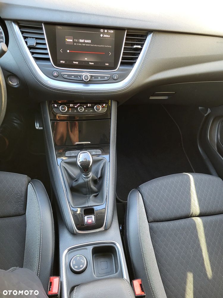 Opel Grandland X 1.2 Start/Stop Business Edition - 17