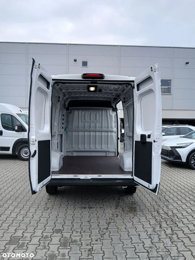 Toyota Proace MAX - 9