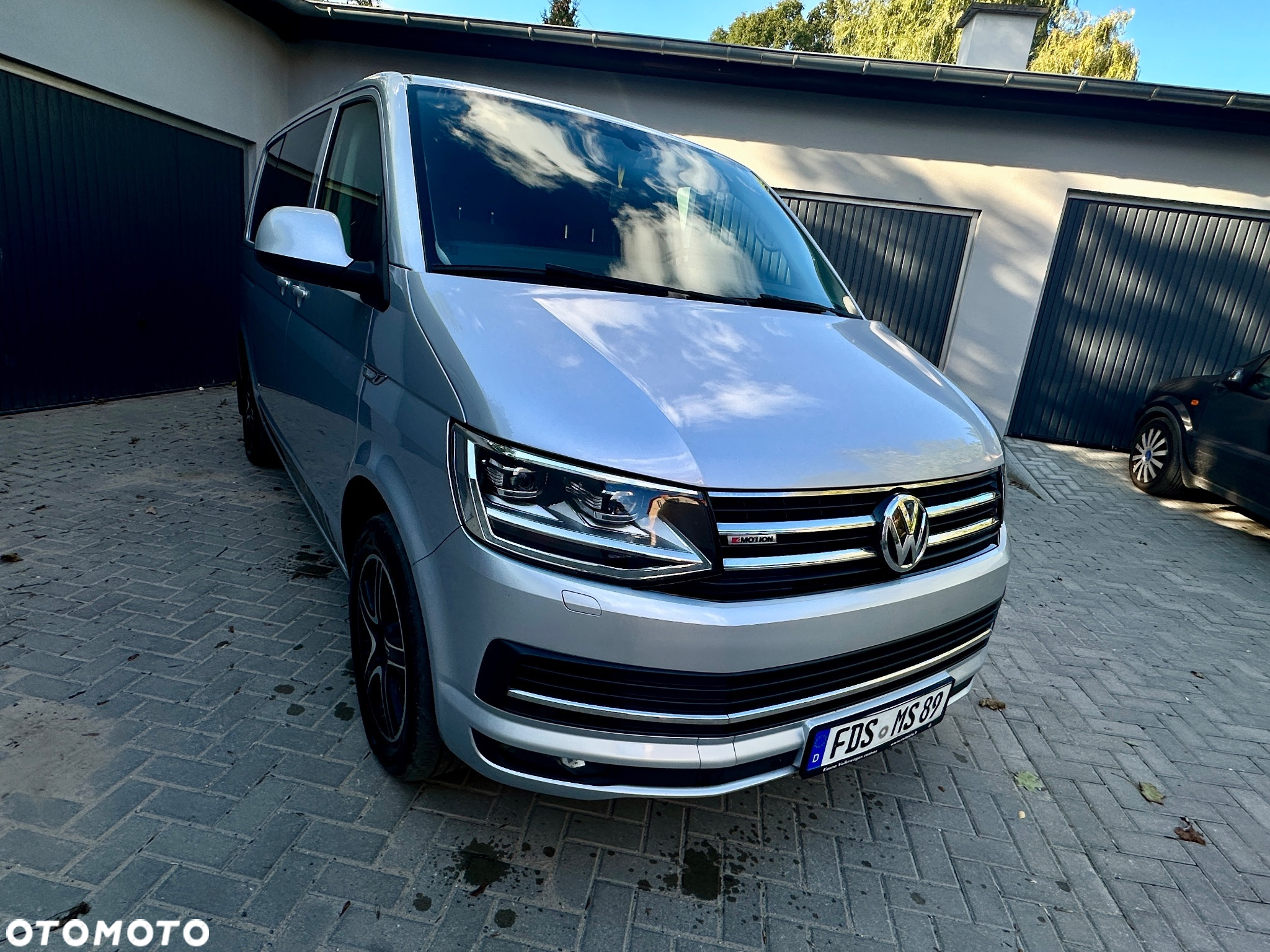 Volkswagen Transporter T6 BiTDI L2 4Motion DSG - 2